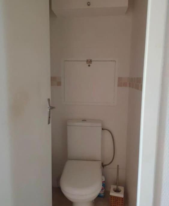 F3 Avec Balcon 5 Min Gare Sqy Et Parking Gratuit Leilighet Guyancourt Eksteriør bilde