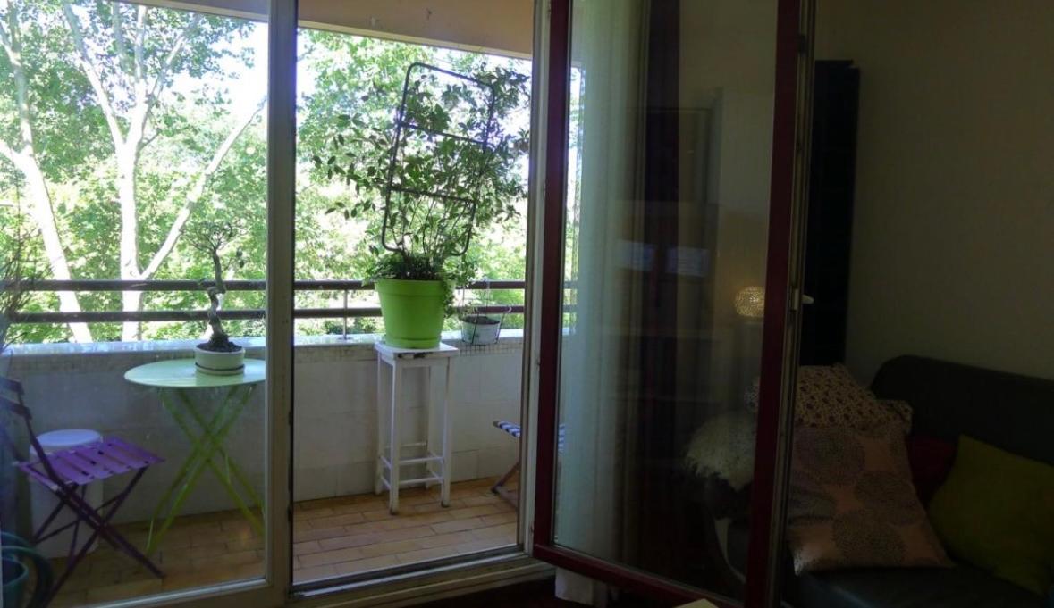 F3 Avec Balcon 5 Min Gare Sqy Et Parking Gratuit Leilighet Guyancourt Eksteriør bilde