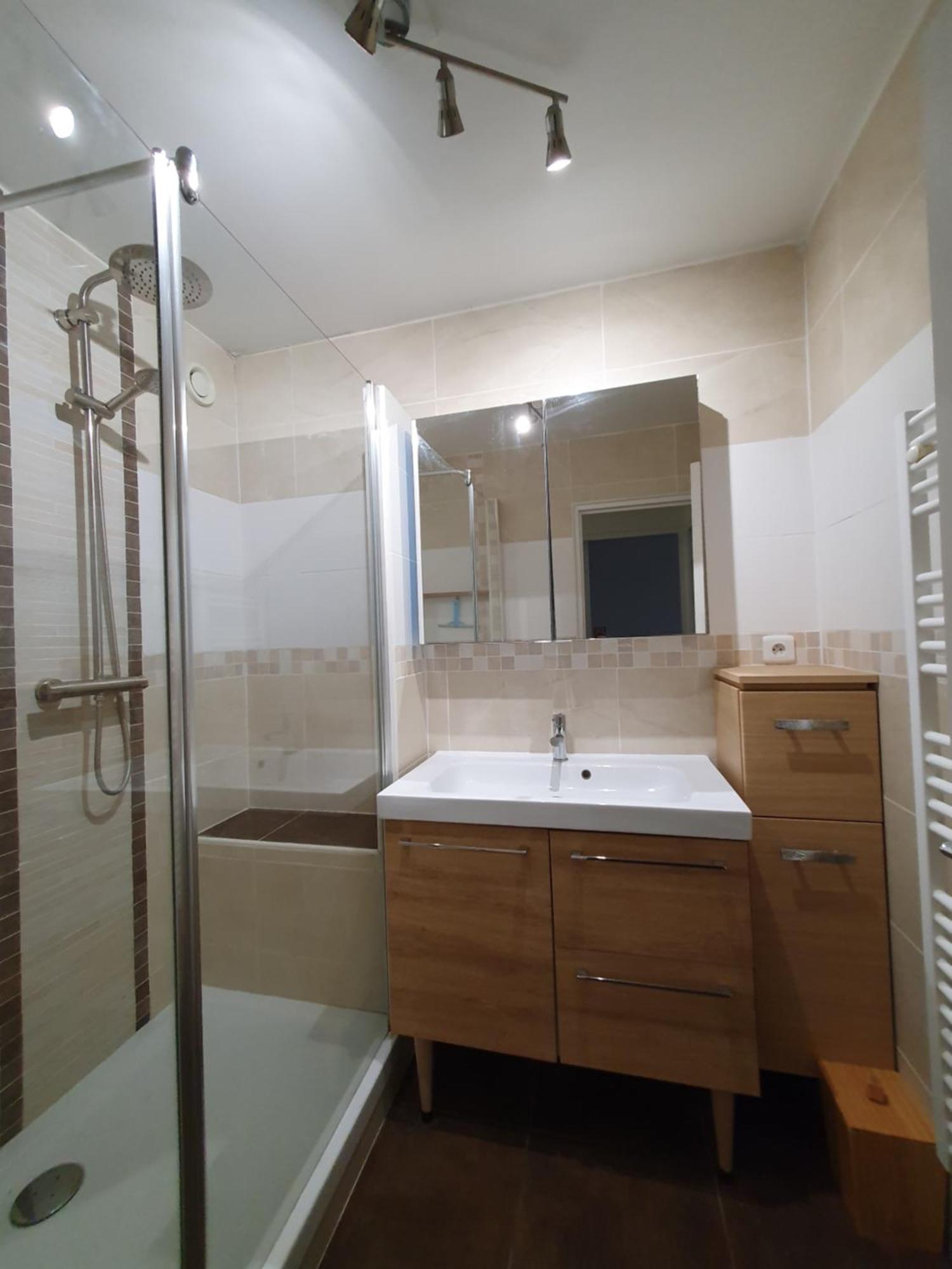 F3 Avec Balcon 5 Min Gare Sqy Et Parking Gratuit Leilighet Guyancourt Eksteriør bilde